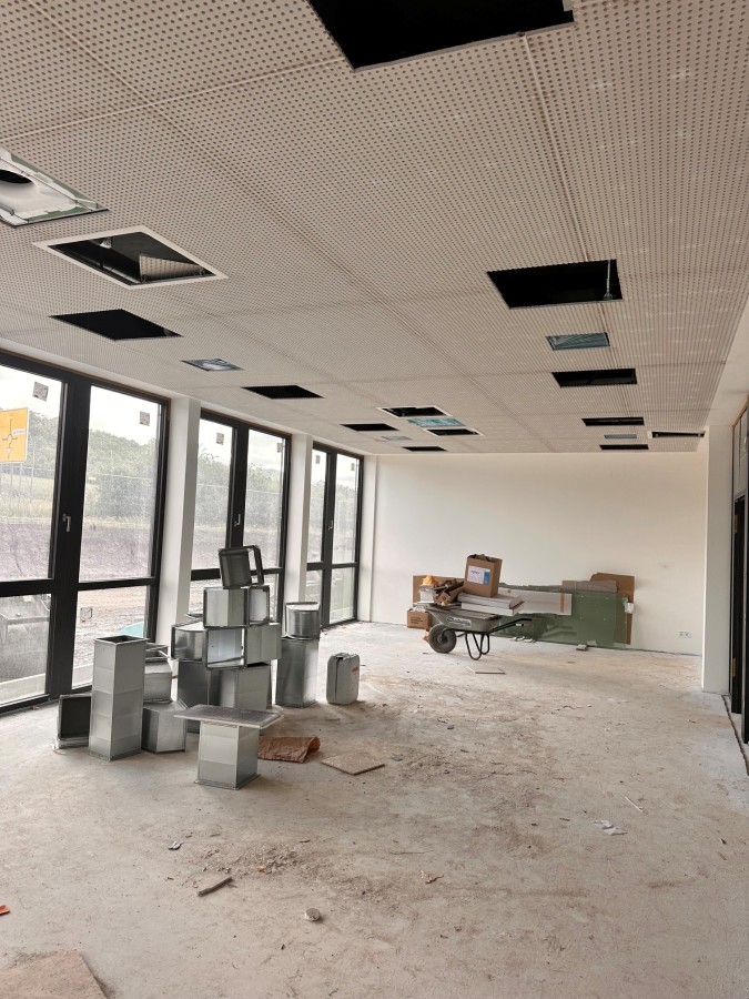 Lager- und Produktionshalle mit Bürogebäude Zeil am Main